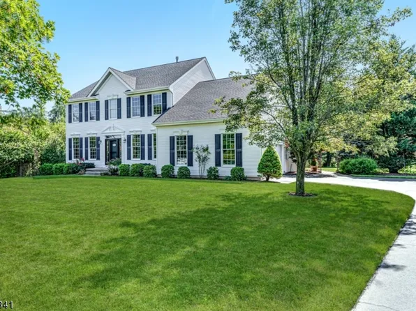 34 Thoroughbred Dr, Branchburg Twp., NJ 08876