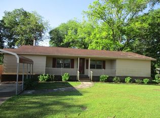 1403 S 6th St, Lanett, AL 36863