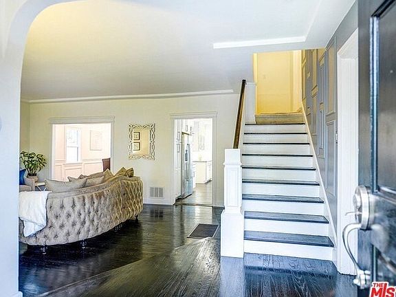 2nd image of 3704 Carpenter Ave