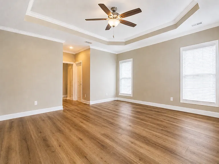 129 Belmont Dr — Photo 7