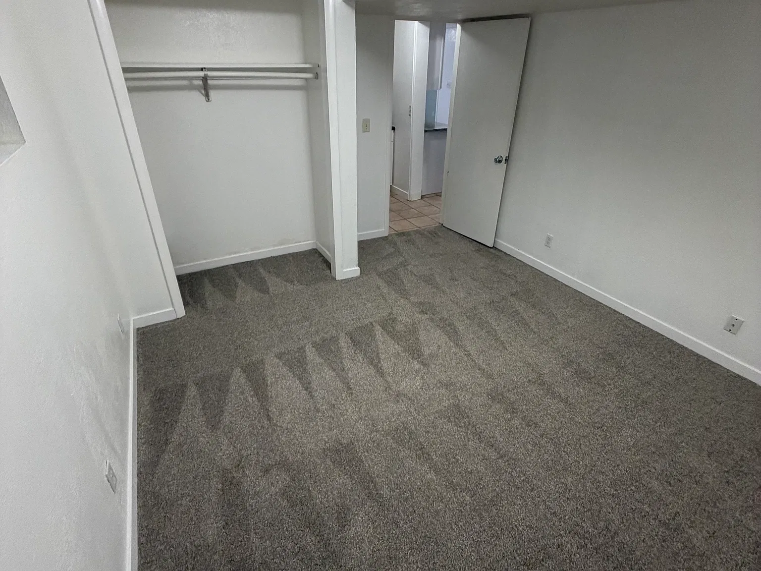 3 bed, $1,650 — Photo 4