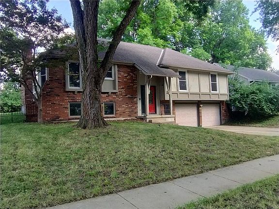2nd image of 16405 Spring Valley Rd