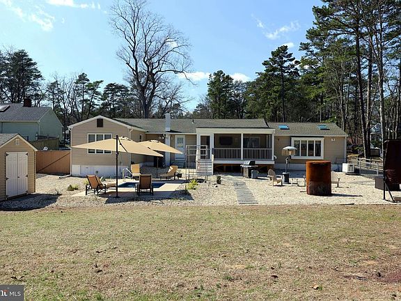 5th image of 66 Summit Dr