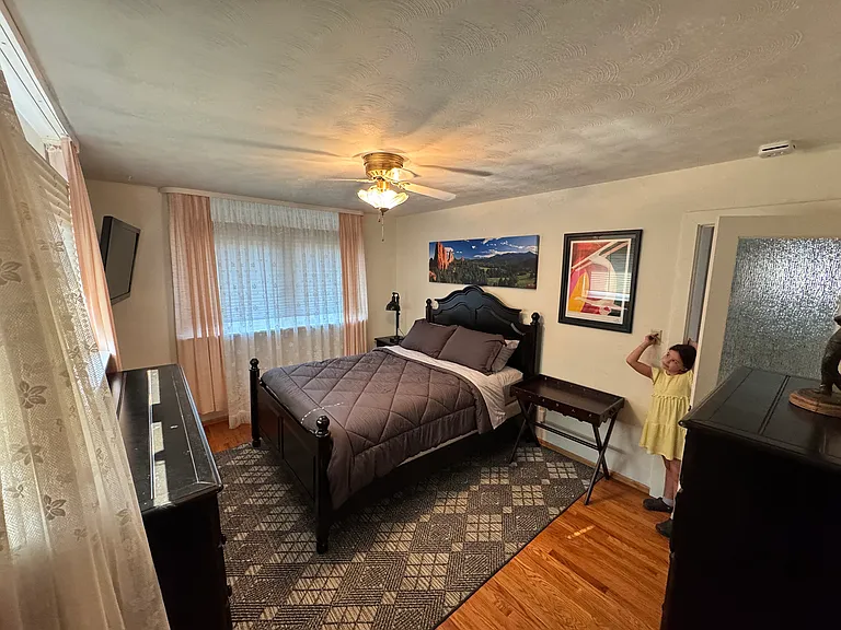 2300 Barrett Rd — Photo 6