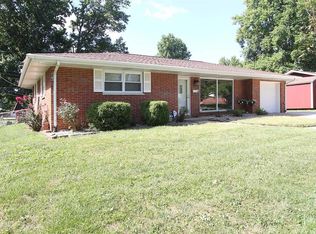 12 Stratford Way, Belleville, IL