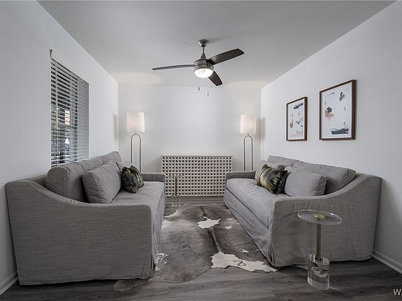4th image of 1009 12th St APT 18