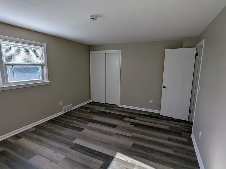 534-582 Denise Rd — Photo 8