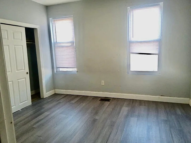 1508 S Dover St — Photo 5