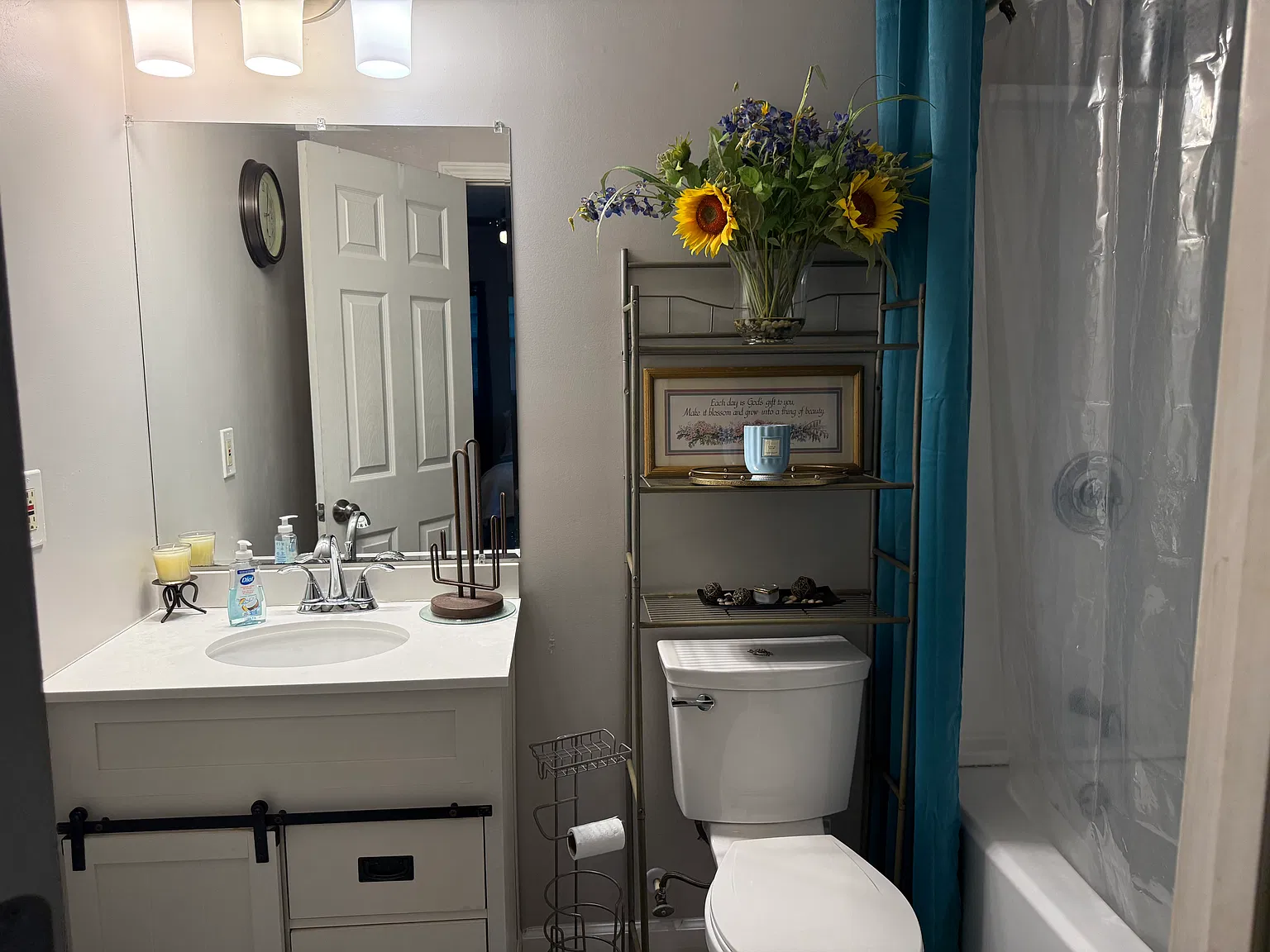 1 bed, 1800 sqft, $1,000 — Photo 3