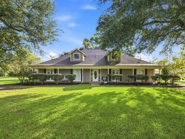 438 Santa Anna Dr, Lake Charles, LA 70611