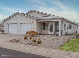 8472 W Sawtooth St, Rathdrum, ID 83858