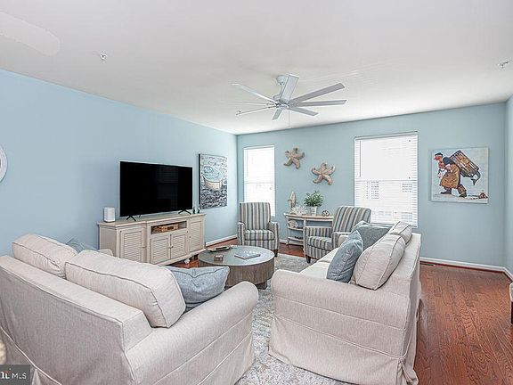 5th image of 12909 Sand Bar Ln Unit 4