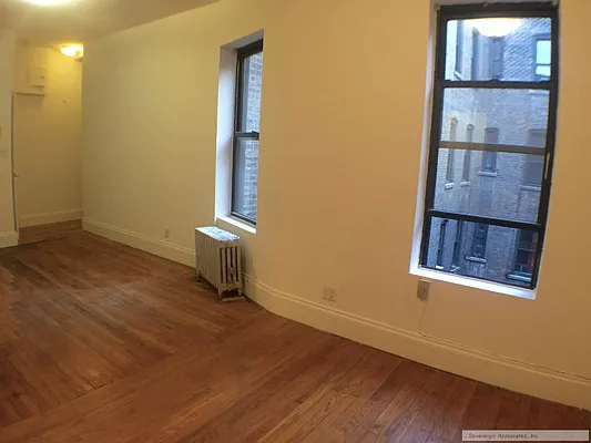 Rented by Sovereign Associates | media 11