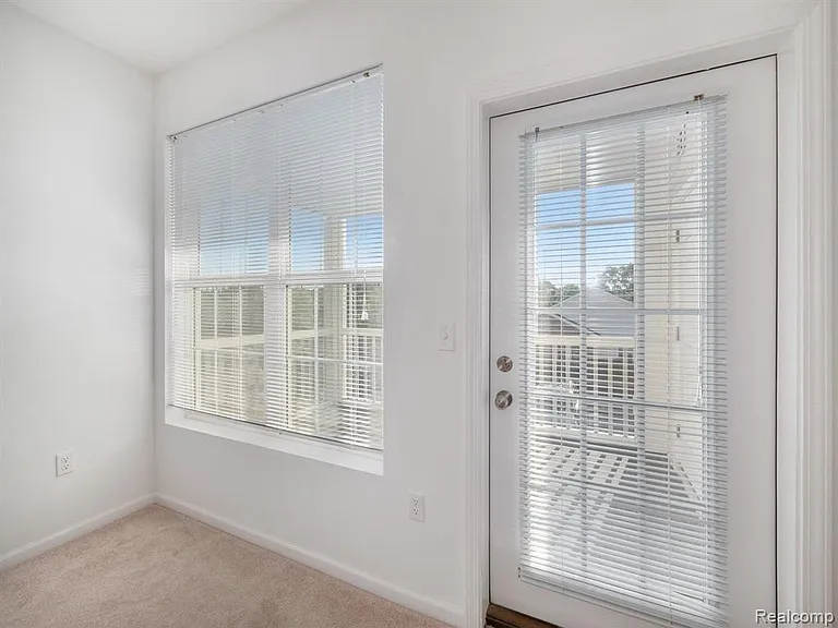 964 W Summerfield Glen Cir #96 — Photo 7