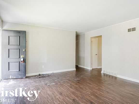 4th image of 11624 Criterion Ave