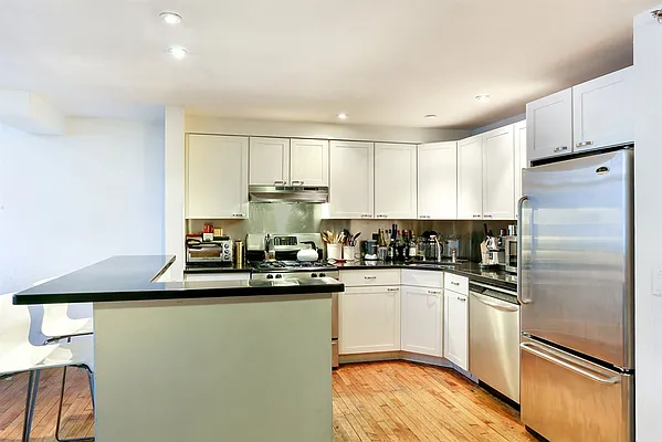 Sold by Corcoran | media 2