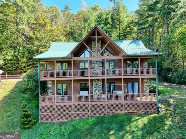 5702 Valley View Ln, Hiawassee, GA 30546