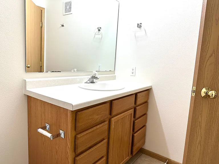 Pointe West I — Photo 15