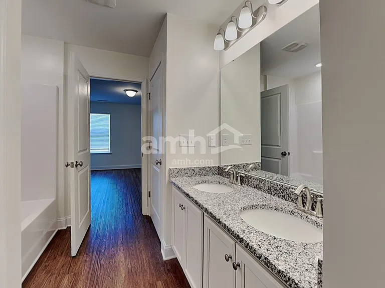 165 Stowe Rd — Photo 16