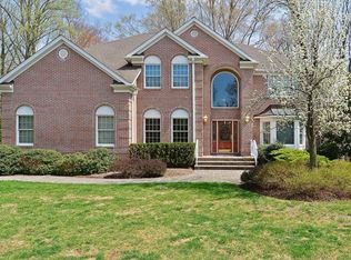 22 Muhlenbrink Rd, Colts Neck, NJ 07722