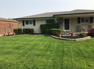 13407 Melanie Dr, Sterling Heights, MI 48313