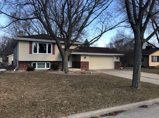 1408 S Covenant Ln, Appleton, WI 54915