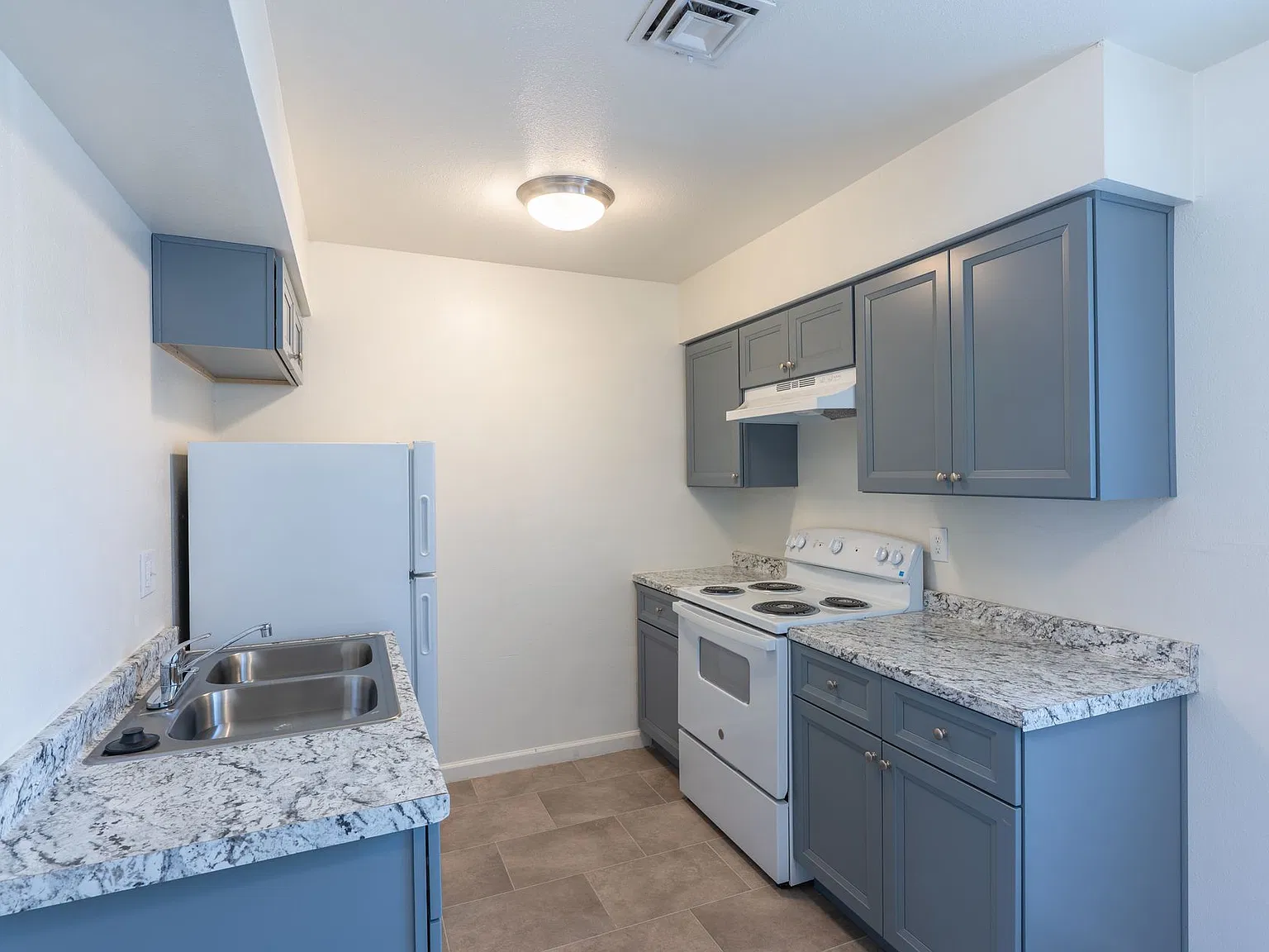 Decatur Rents — Photo 1