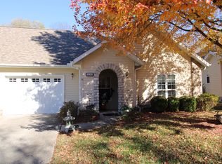 1043 W Ildereen Ct, Springfield, MO 65807