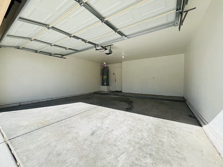 7332 N 70th Dr — Photo 23