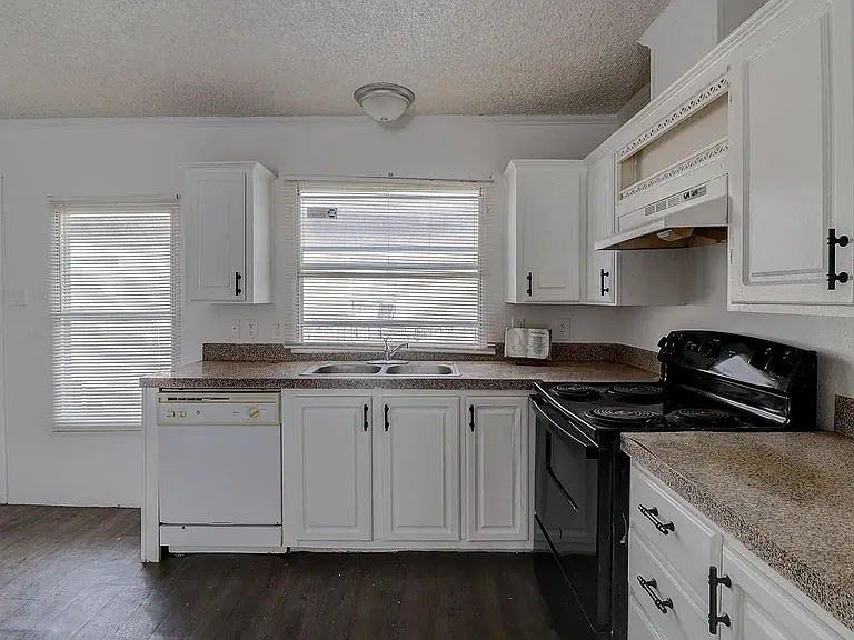 11727 Greensbrook Forest Dr — Photo 16
