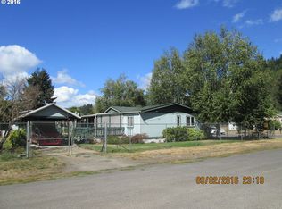 76514 Locust St, Oakridge, OR 97463