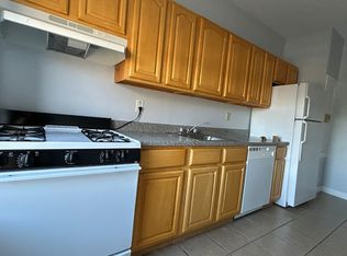 931 Avenue C #44S, Bayonne, NJ 07002