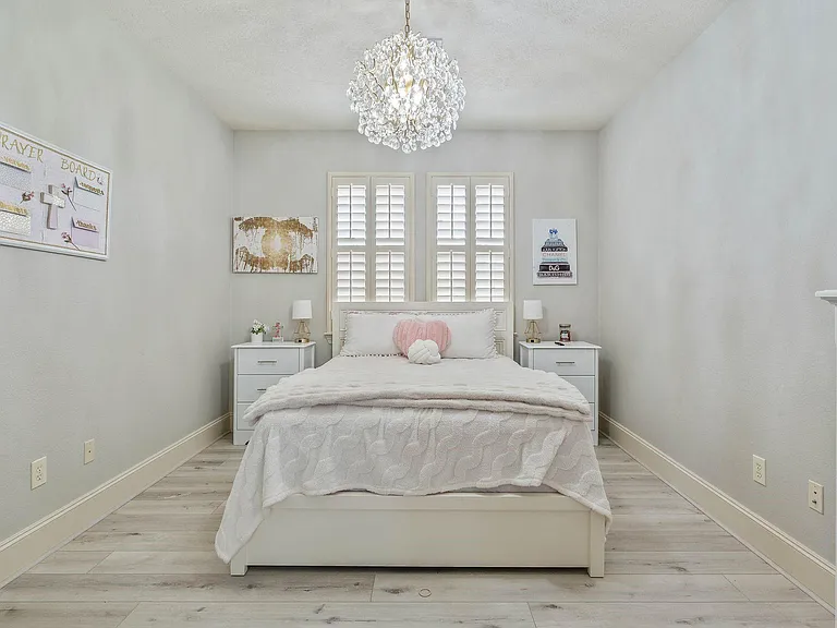 7603 Hogan Bridge Ct — Photo 37