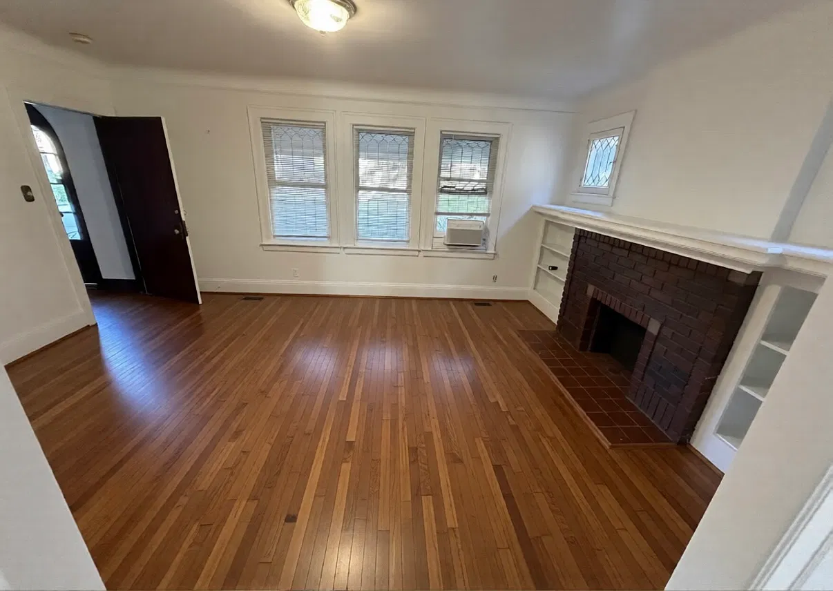 3 bed, 1400 sqft, $1,700 — Photo 3