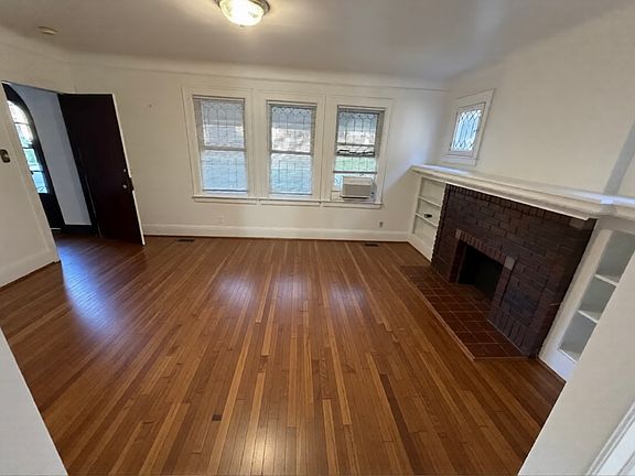 3rd image of 1375 Somerset Ave
