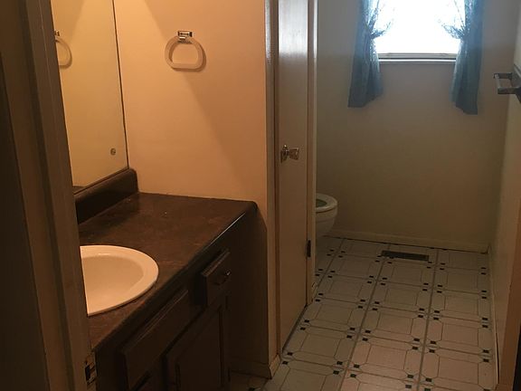 Full bath