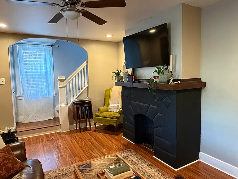 2424 Starkamp St — Photo 5