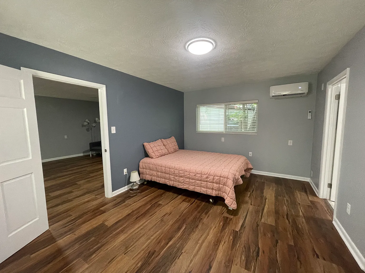 4007 Aldington Dr — Photo 2