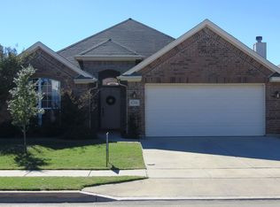 8216 Riversprings Dr, Hurst, TX 76053