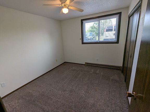 5th image of 6830 Tower Ave #6830