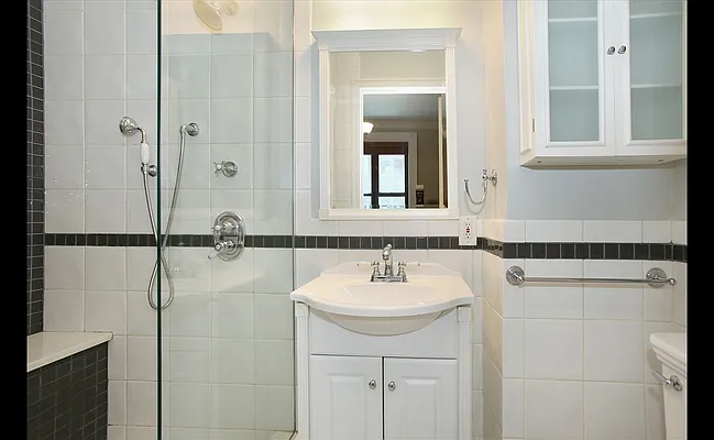 Sold by Douglas Elliman | media 18