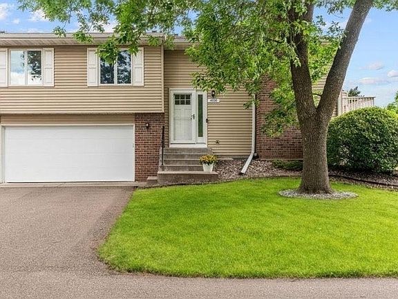 2nd image of 4656 Ridge Cliff Dr