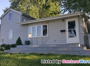 217 W 2nd St, Waconia, MN 55387