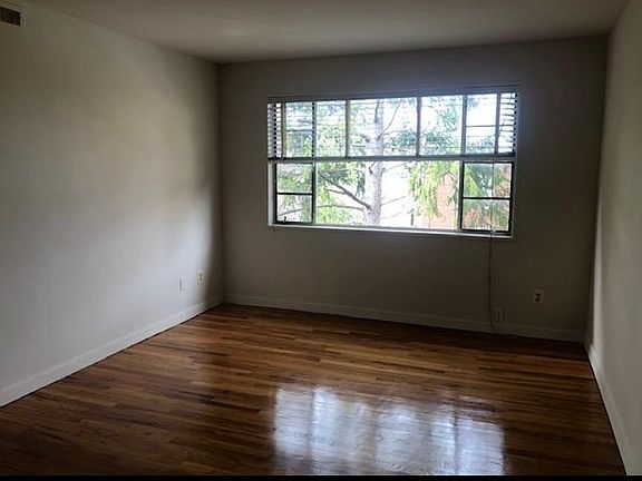 2nd image of 1125 N Randolph St #15
