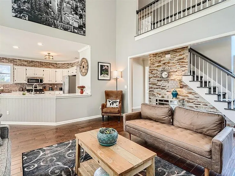 2575 Wild Iris Ln — Photo 6