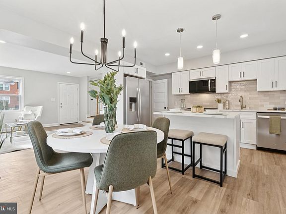 5th image of 1014 Upnor Rd