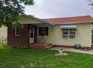 524 Oak St, Windsor, CO 80550