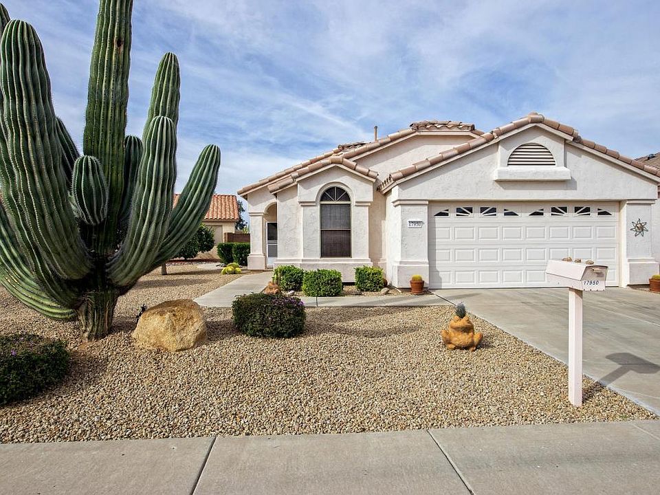 1st image of 17950 W Dawn Dr
