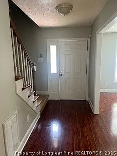 104 Brett Ct — Photo 3