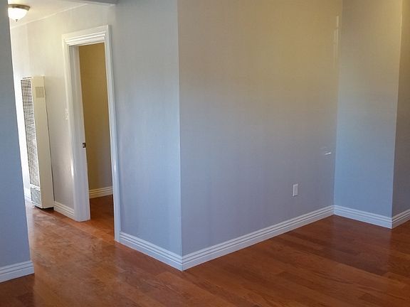 4th image of 9011 S San Pedro St